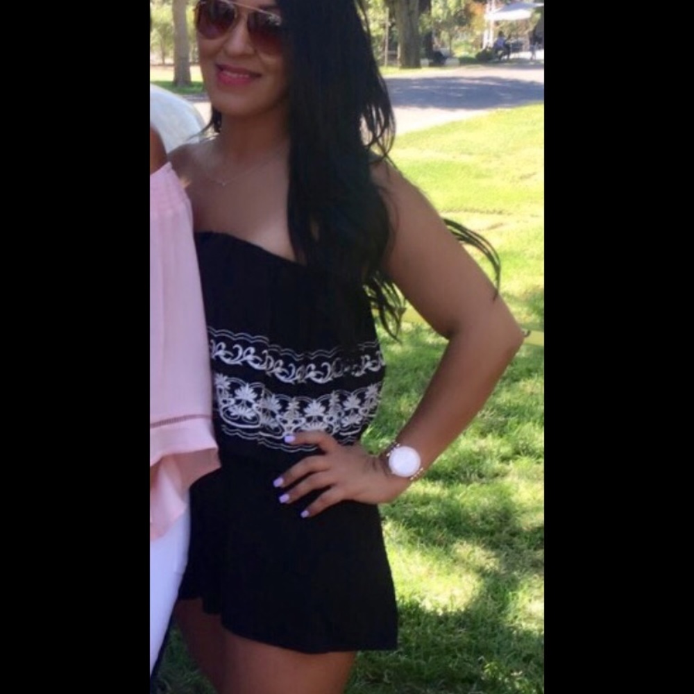 Romper - Picture 4 of 4